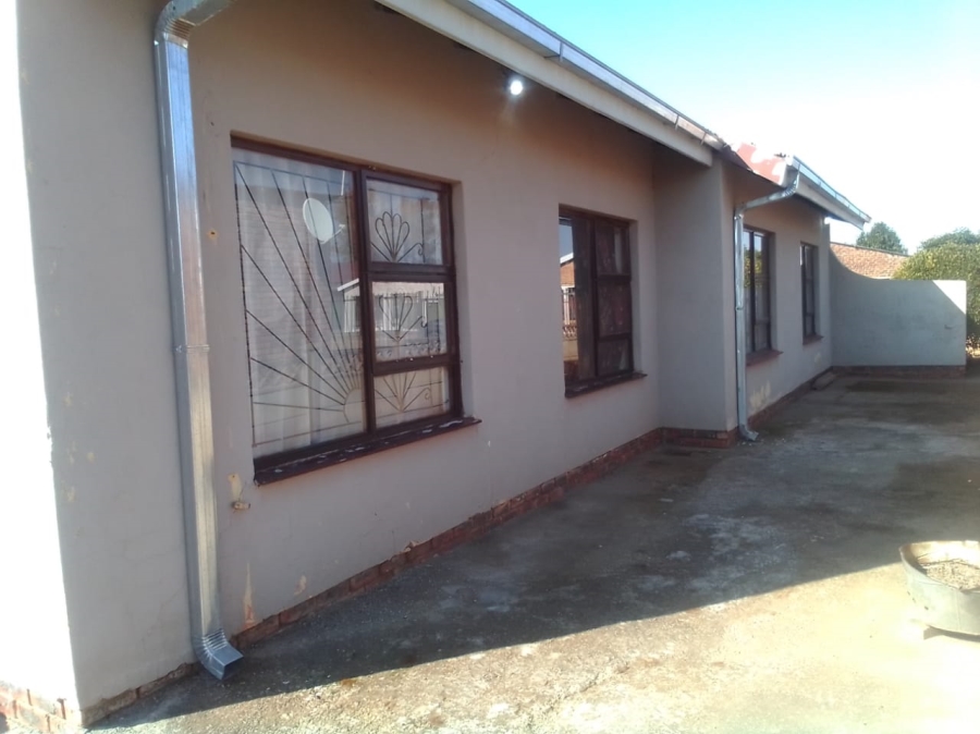 3 Bedroom Property for Sale in Dukathole Eastern Cape